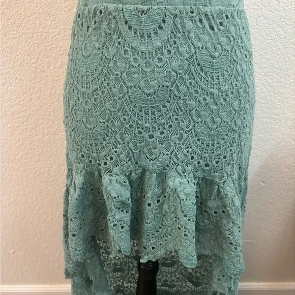NIGHTCAP SPANISH LACE SALOON HI LOW SKIRT SIZE 3 - Picture 3 of 9